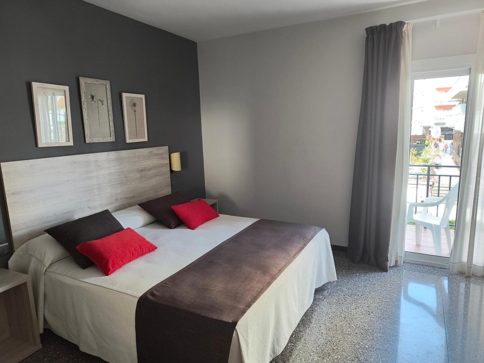 Hotel Marblau Tossa Тоса-де-Мар Екстер'єр фото