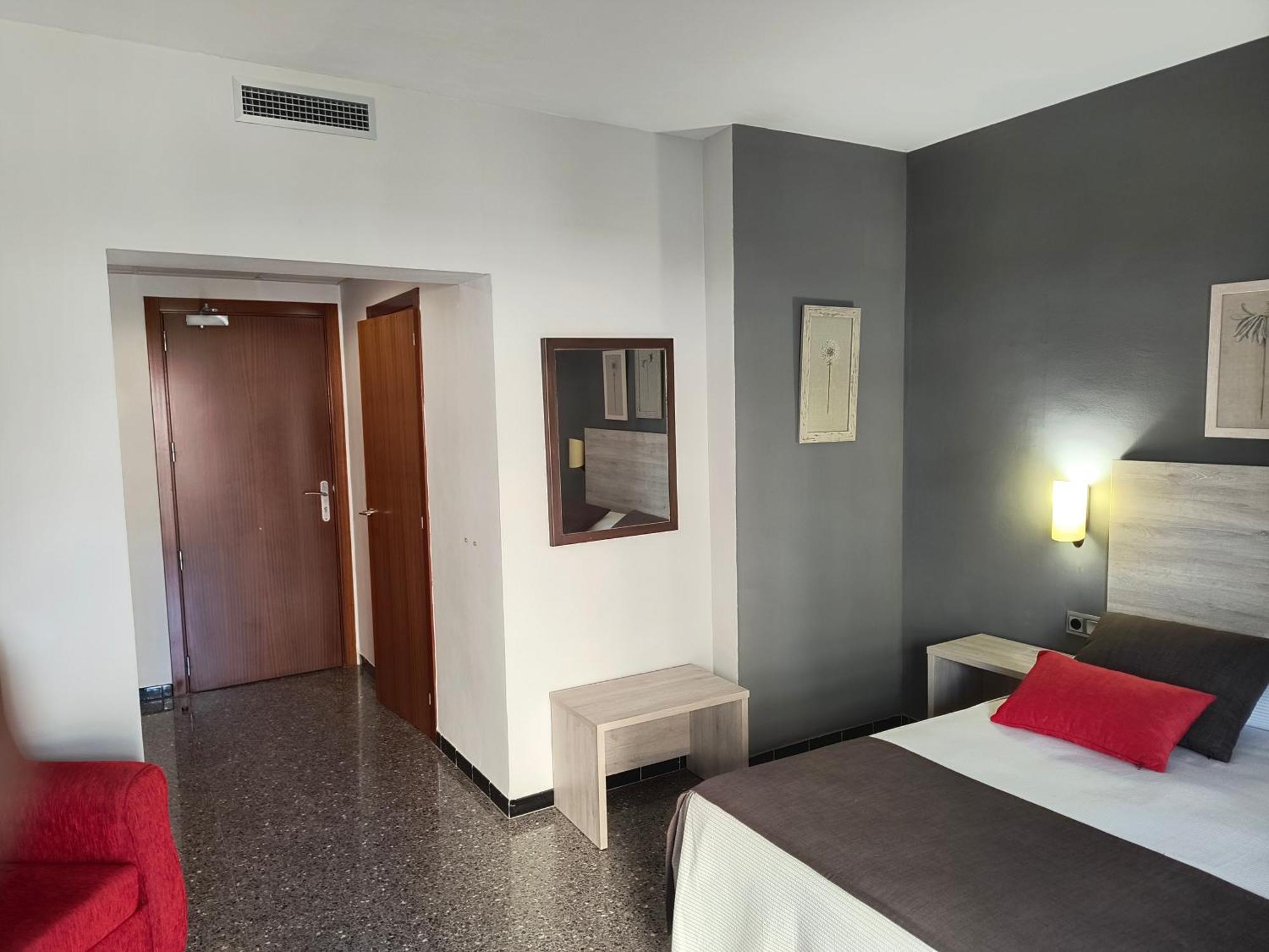 Hotel Marblau Tossa Тоса-де-Мар Екстер'єр фото